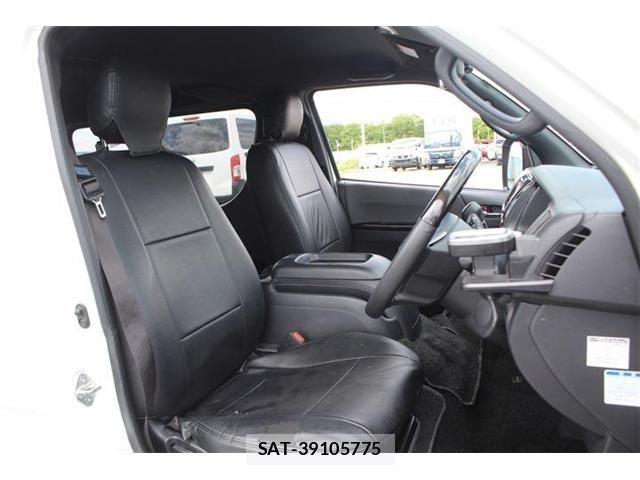 Toyota HIACE VAN 2022-04 7226256-8