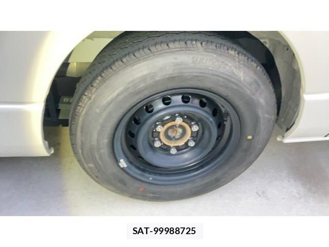 Toyota HIACE VAN 2021-05 7226249-4