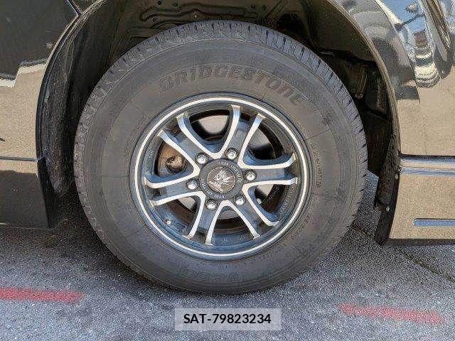 Toyota HIACE VAN 2011-09 7226208-12