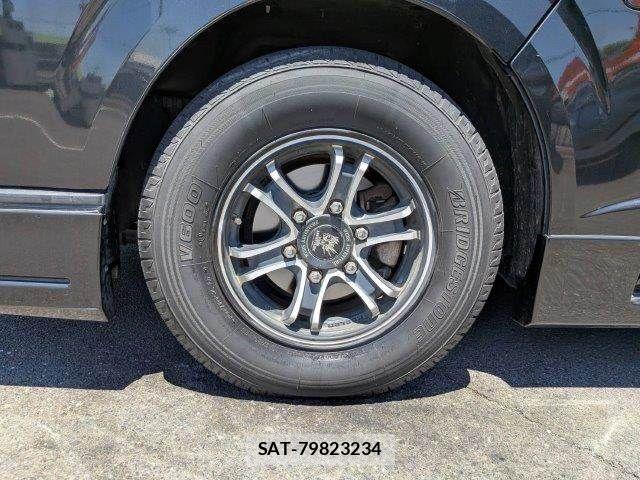 Toyota HIACE VAN 2011-09 7226208-26