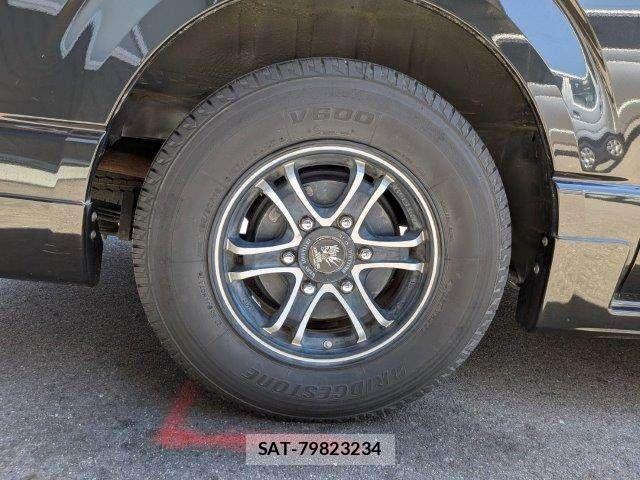 Toyota HIACE VAN 2011-09 7226208-28