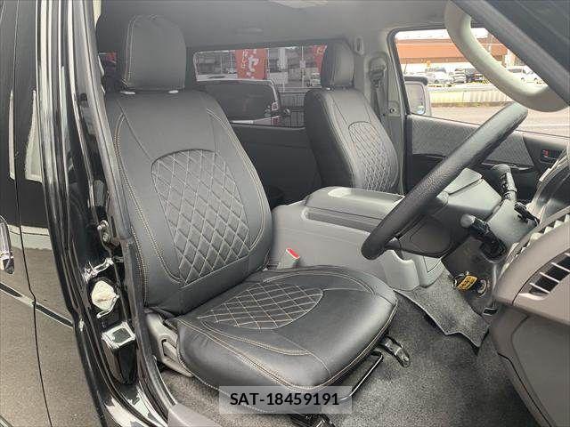 Toyota HIACE VAN 2008-12 7226207-11