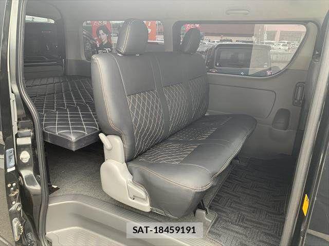 Toyota HIACE VAN 2008-12 7226207-12