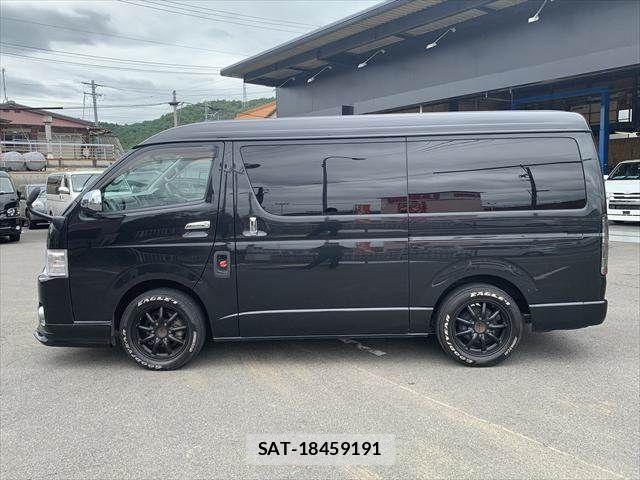 Toyota HIACE VAN 2008-12 7226207-20