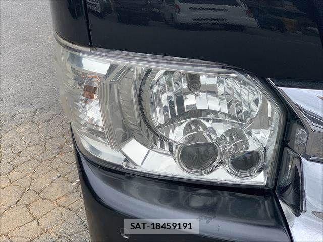 Toyota HIACE VAN 2008-12 7226207-22