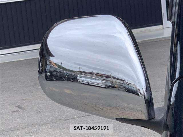 Toyota HIACE VAN 2008-12 7226207-26