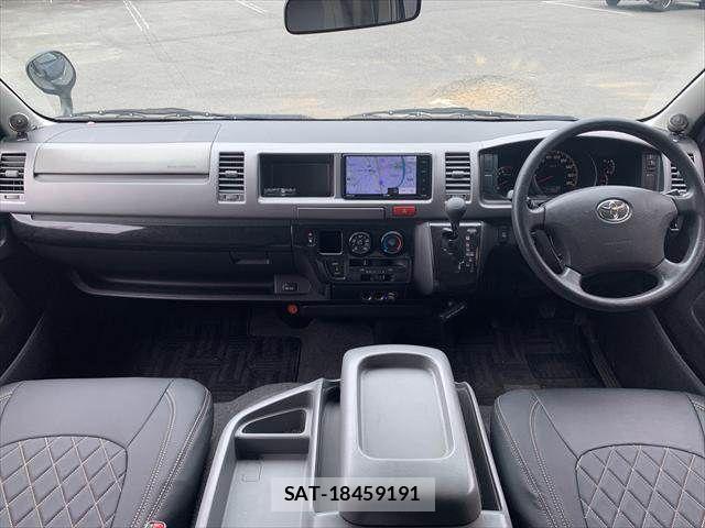 Toyota HIACE VAN 2008-12 7226207-2