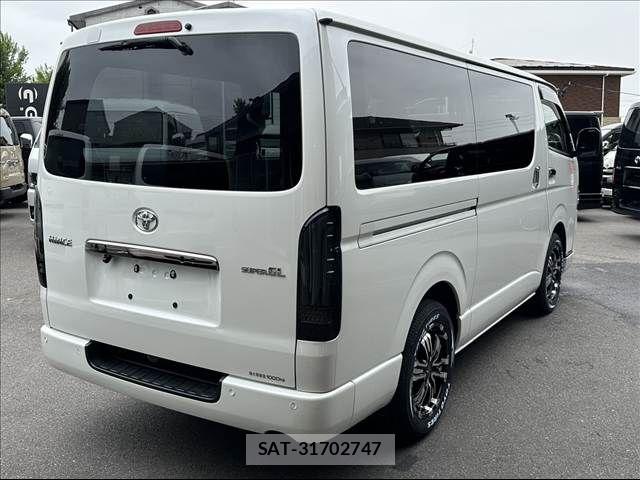 Toyota HIACE VAN 2023-11 7226266-14