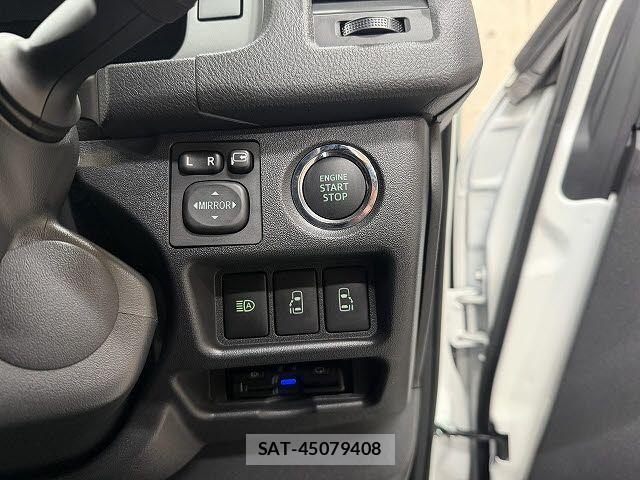 Toyota HIACE VAN 2026-01 7226274-12