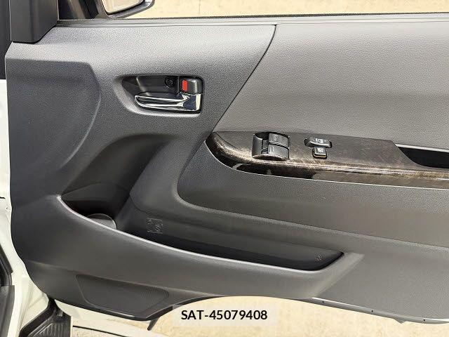 Toyota HIACE VAN 2026-01 7226274-15