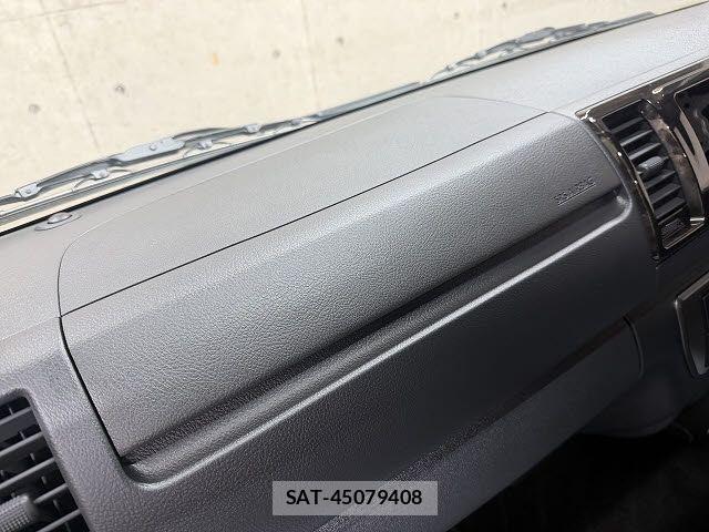 Toyota HIACE VAN 2026-01 7226274-16