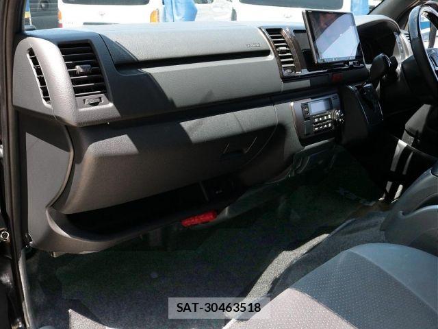 Toyota HIACE VAN 2025-01 7226269-7