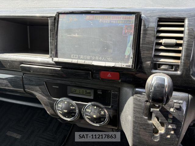 Toyota HIACE VAN 2011-11 7226206-10