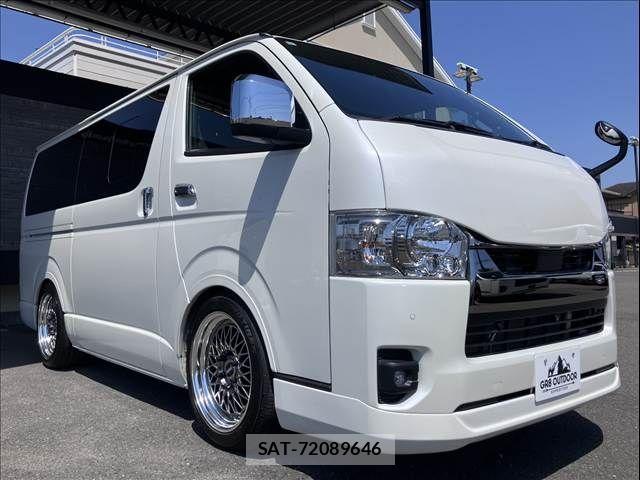 Toyota HIACE VAN 2022-12 7226259-10