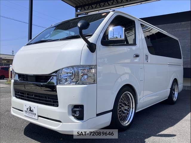 Toyota HIACE VAN 2022-12 7226259-11