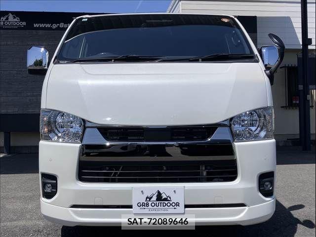 Toyota HIACE VAN 2022-12 7226259-1