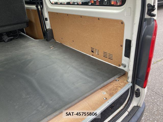 Toyota HIACE VAN 2019-06 7226229-9