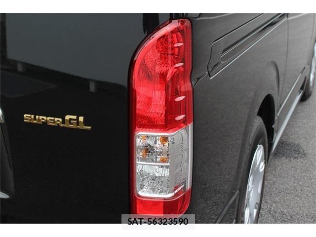 Toyota HIACE VAN 2015-04 7226220-18