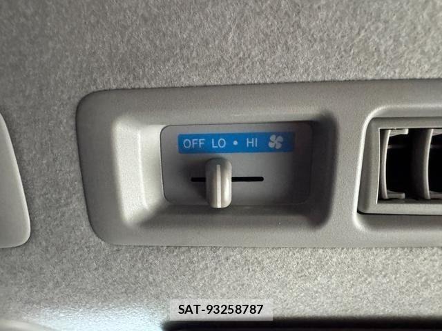 Toyota HIACE VAN 2016-09 7226223-26