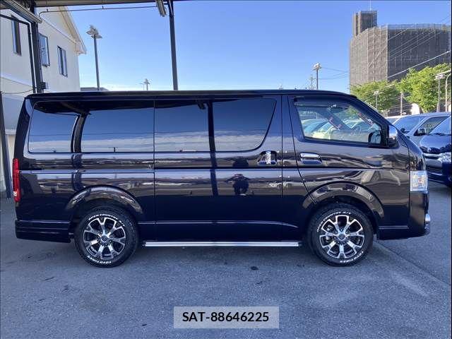 Toyota HIACE VAN 2019-07 7226228-12