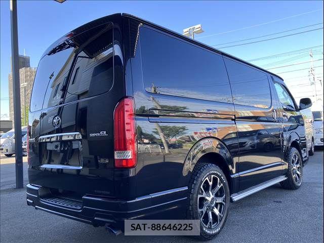 Toyota HIACE VAN 2019-07 7226228-14