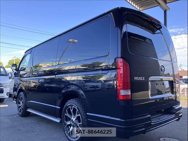 Toyota HIACE VAN 2019-07 7226228-15