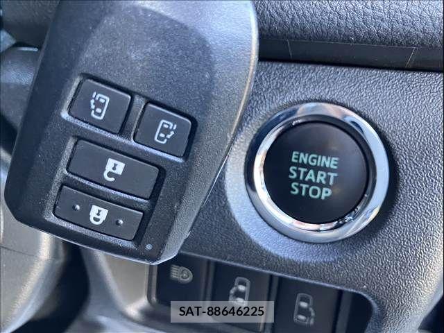 Toyota HIACE VAN 2019-07 7226228-16