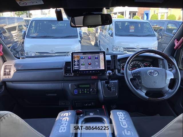 Toyota HIACE VAN 2019-07 7226228-3