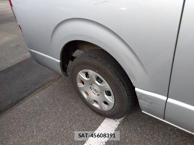 Toyota HIACE VAN 2017-05 7226222-17