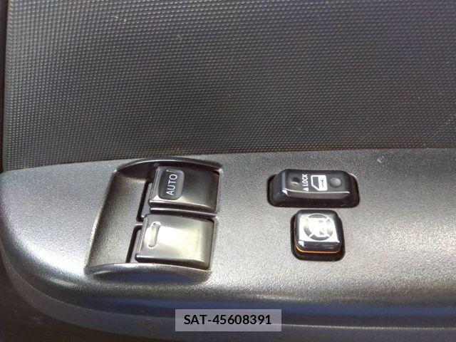 Toyota HIACE VAN 2017-05 7226222-8