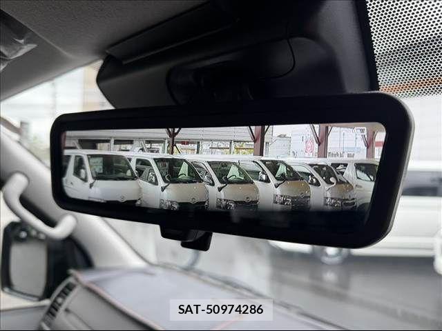 Toyota HIACE VAN 2026-04 7226278-16
