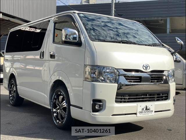 Toyota HIACE VAN 2022-12 7226258-10