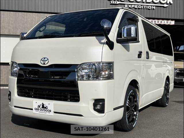 Toyota HIACE VAN 2022-12 7226258-11
