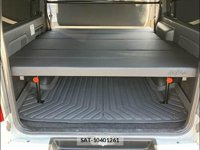 Toyota HIACE VAN 2022-12 7226258-19