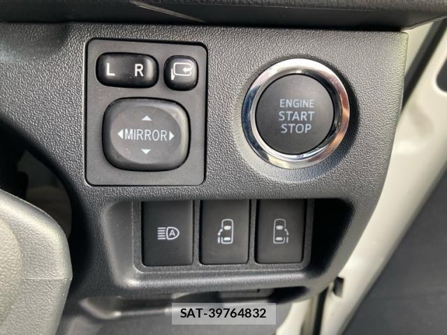 Toyota HIACE VAN 2025-05 7226270-19