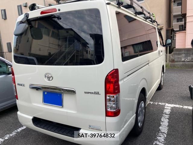 Toyota HIACE VAN 2025-05 7226270-3