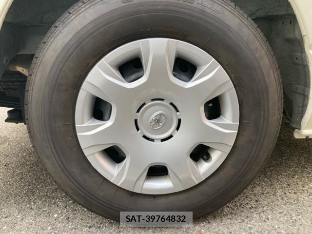 Toyota HIACE VAN 2025-05 7226270-4
