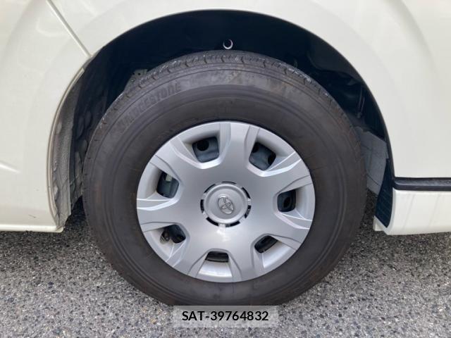 Toyota HIACE VAN 2025-05 7226270-5