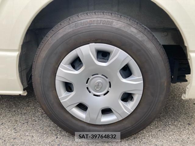 Toyota HIACE VAN 2025-05 7226270-6