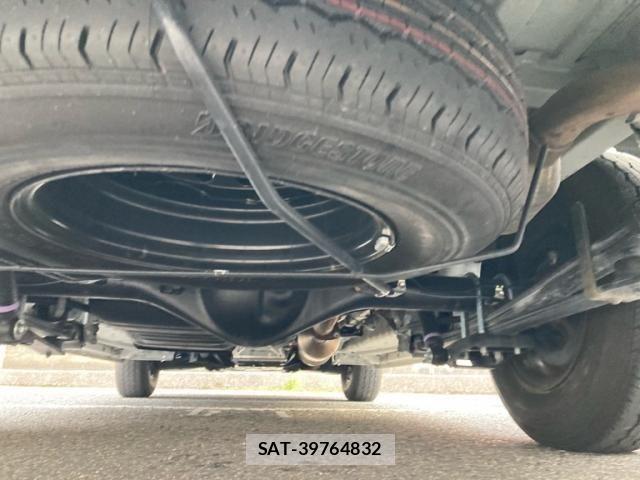 Toyota HIACE VAN 2025-05 7226270-8