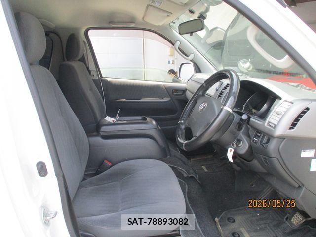 Toyota HIACE VAN 2012-06 7226211-9