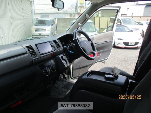 Toyota HIACE VAN 2012-06 7226211-11