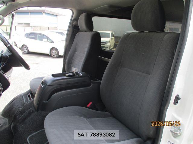 Toyota HIACE VAN 2012-06 7226211-12