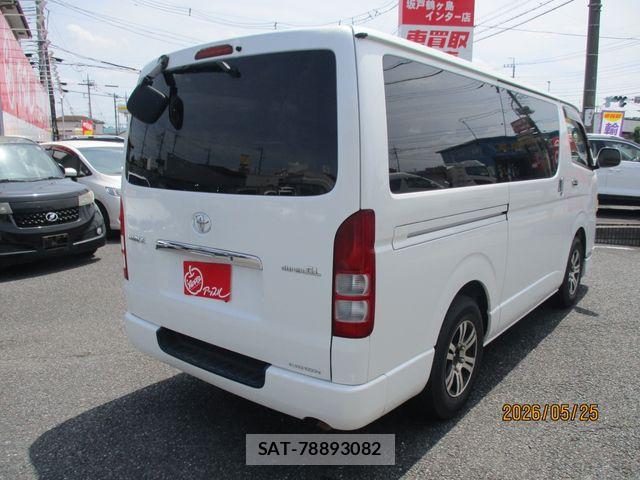 Toyota HIACE VAN 2012-06 7226211-2