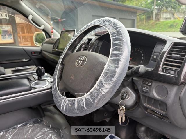 Toyota HIACE VAN 2017-08 7226227-10