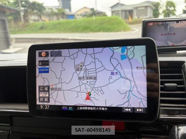 Toyota HIACE VAN 2017-08 7226227-14