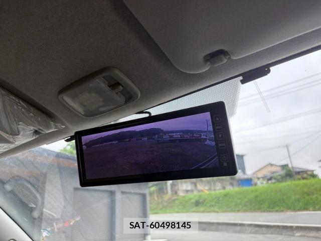 Toyota HIACE VAN 2017-08 7226227-17