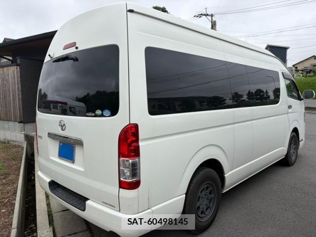 Toyota HIACE VAN 2017-08 7226227-2