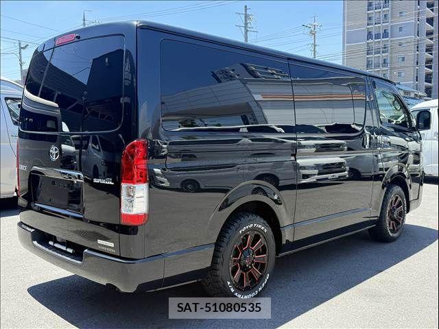 Toyota HIACE VAN 2022-08 7226257-14