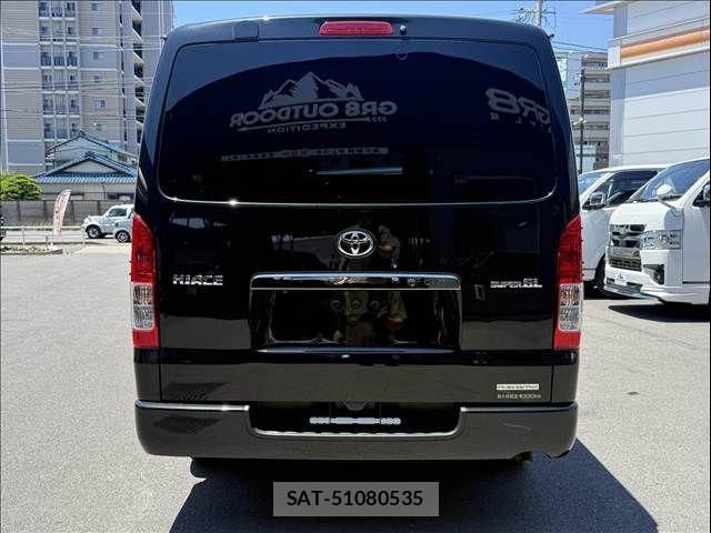 Toyota HIACE VAN 2022-08 7226257-2